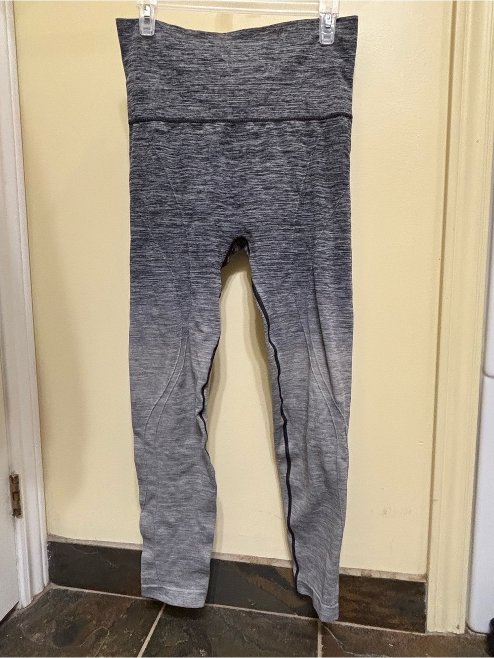 Women’s Gray Ombre High-Waist Leggings
